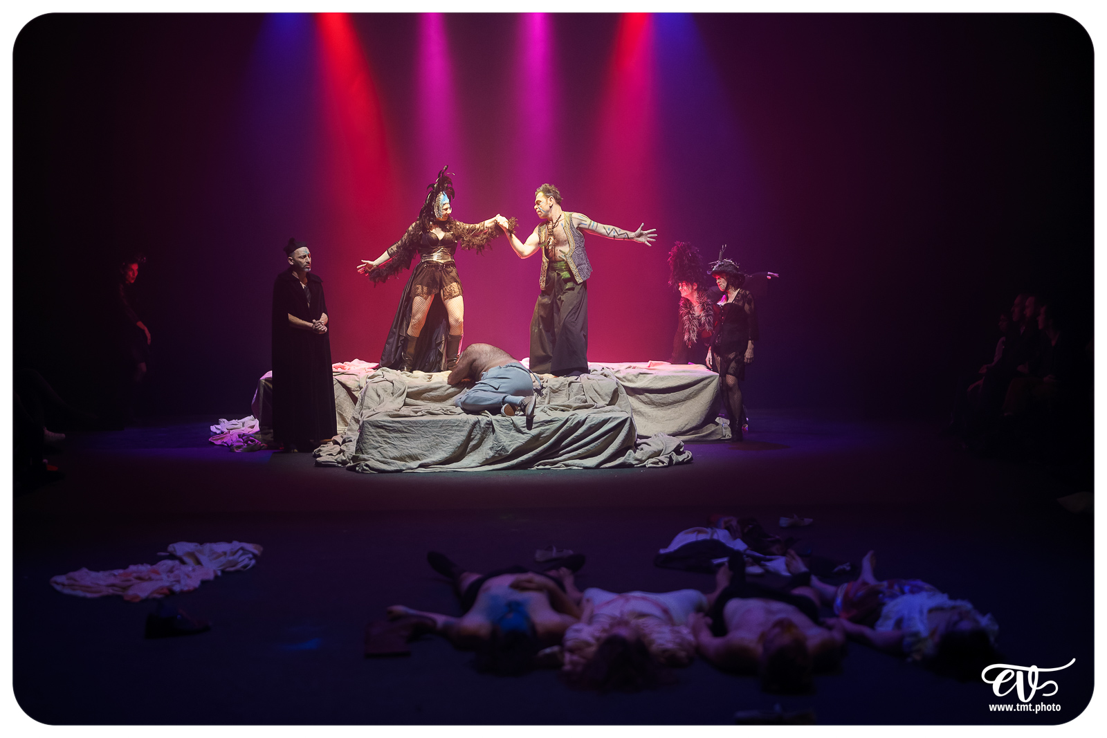 UN SONGE, UNE NUIT, L'ETE (CIE DU MATAMORE)